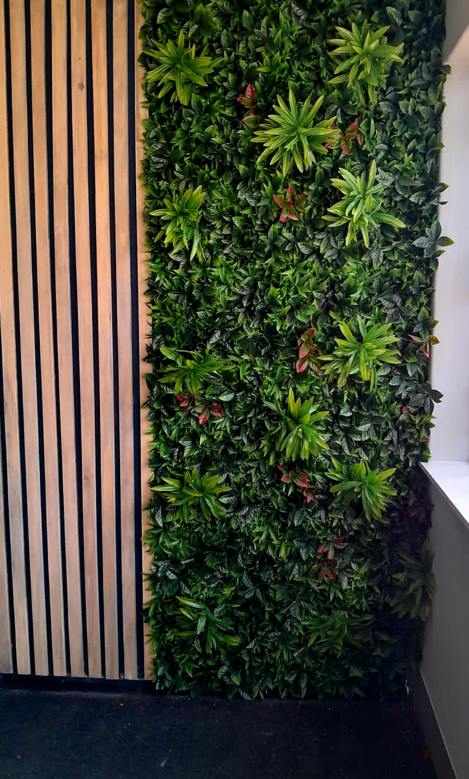 Oasis Artificial Greenwall 1m x 1m